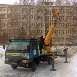 Удаление деревьев с использованием спецтехники
